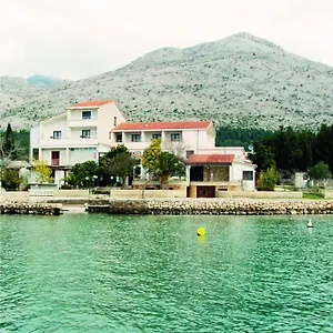Panzió Miramar, Stari Grad